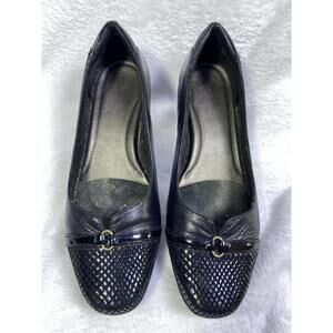 Aravon Leather Dress Pumps Womens 9 D Black Lined Low Heel Comfort Almond Toe